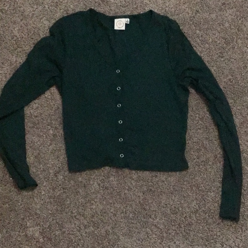 Has one broken button